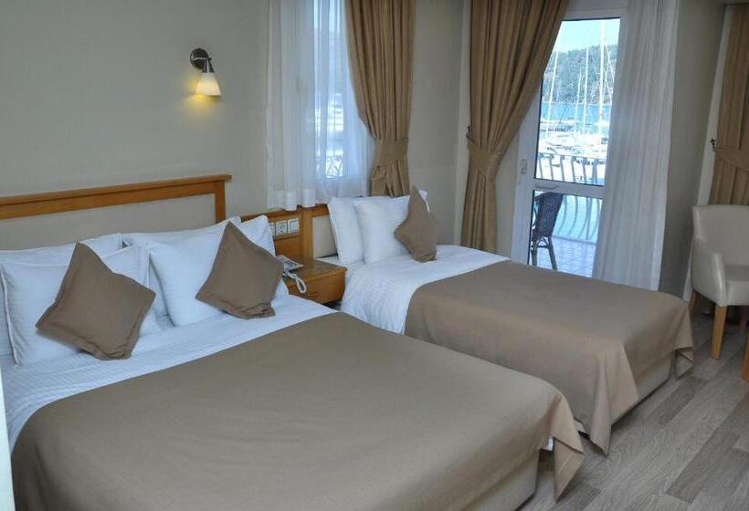 חדר דלוקס לשלושה עם נו לים, Doruk