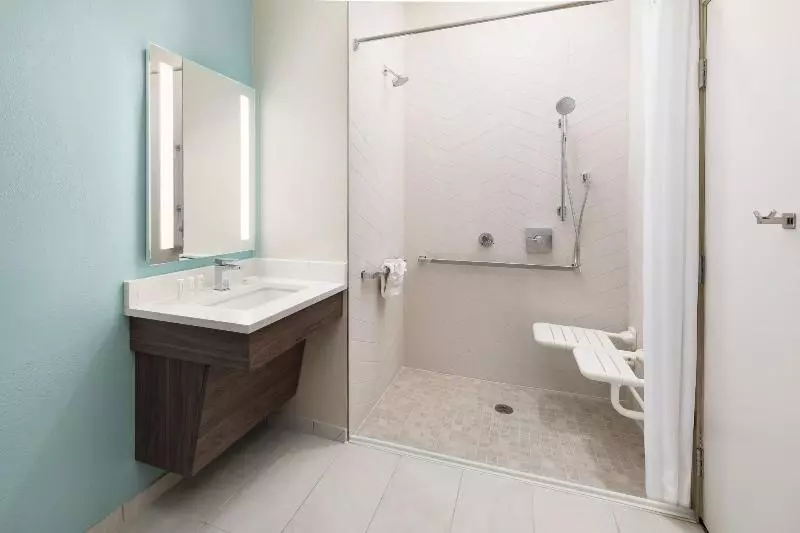 身障者適用スタンダードルーム, Fairfield By Marriott Inn & Suites Marathon Florida Keys