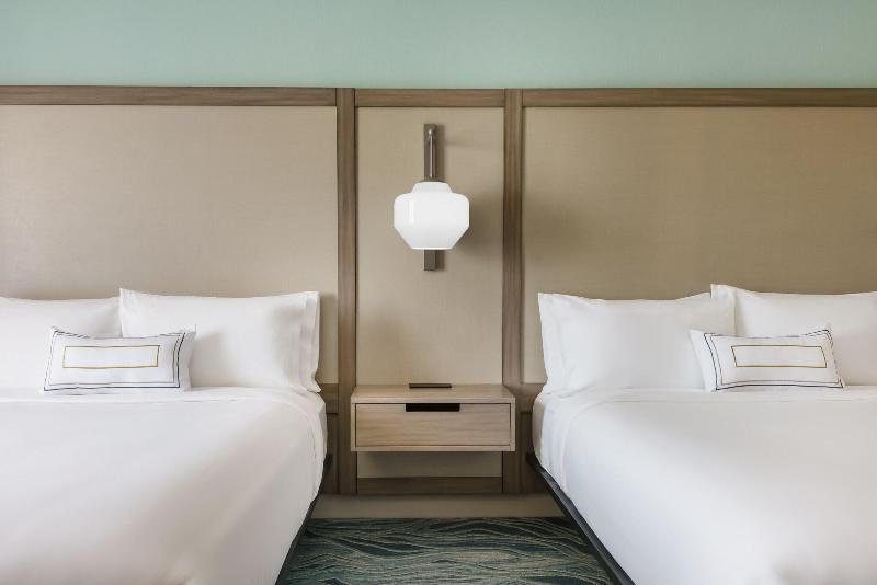 חדר סטנדרט מותאם לאדם עם מוגבלויות, Fairfield By Marriott Inn & Suites Marathon Florida Keys