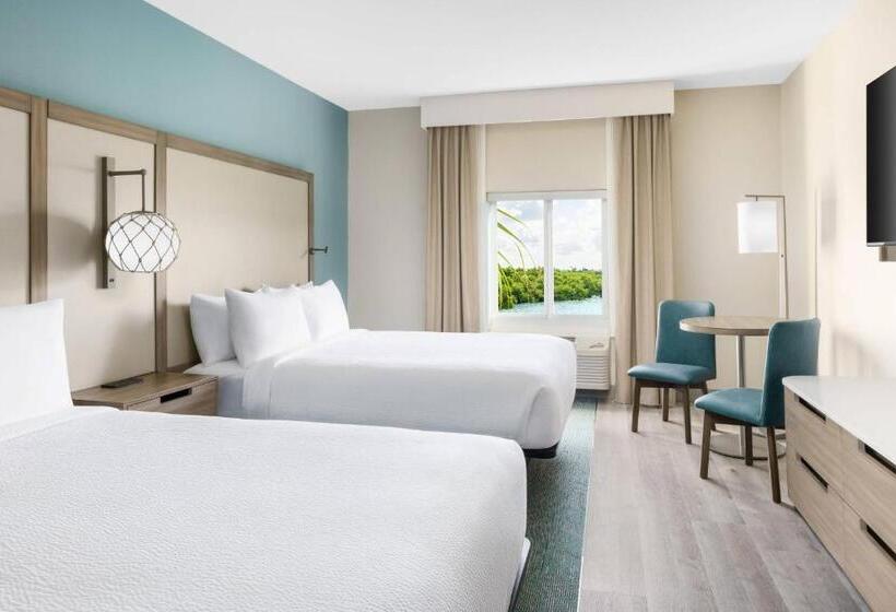 חדר סטנדרט מותאם לאדם עם מוגבלויות, Fairfield By Marriott Inn & Suites Marathon Florida Keys