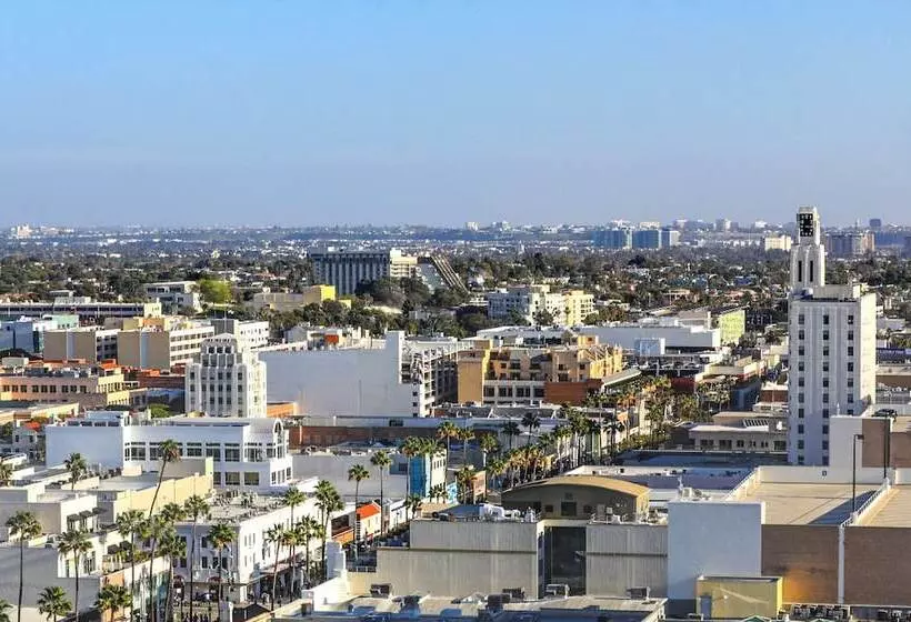 اتاق لوکس با چشم‌انداز شهر, Huntley Santa Monica Beach