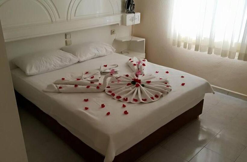 Четырехместный Номер Стандарт, Meryemana