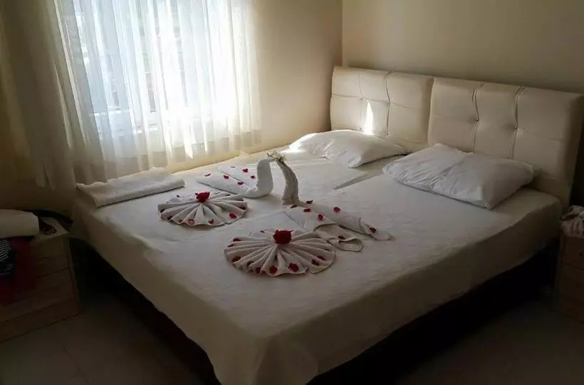 اتاق استاندارد چهار تخته, Meryemana