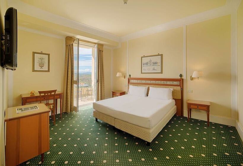 غرفة سوبيريور ذات إطلالة, NH Caltagirone Villa San Mauro