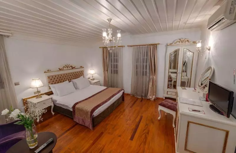 اتاق سوپریور, Tuvana