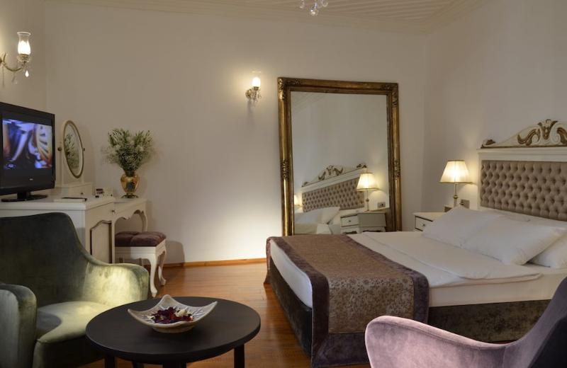 اتاق سوپریور, Tuvana