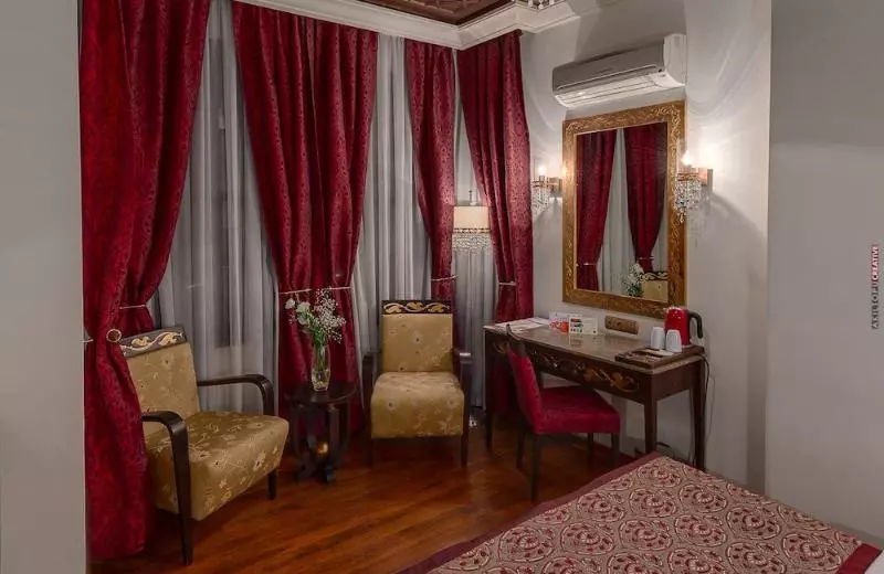 اتاق پرستیژ, Tuvana