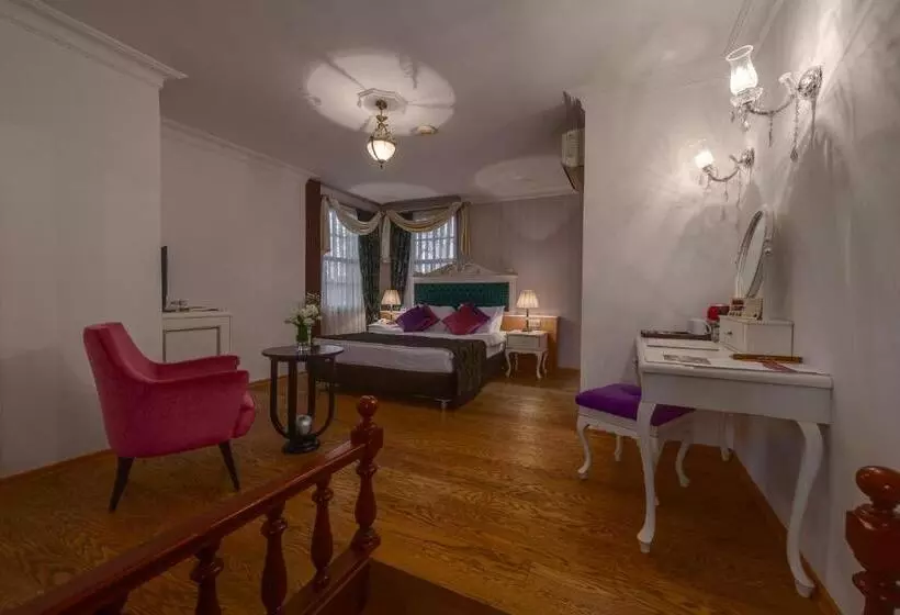 اتاق استاندارد سه نفره, Tuvana
