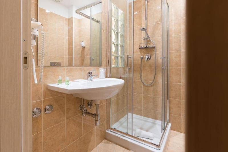 اتاق کلاسیک, Villa Esperia