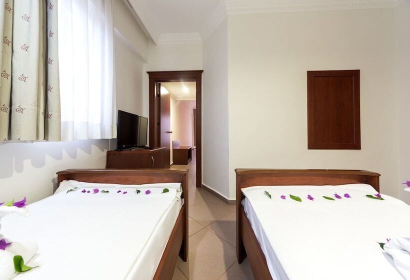 חדר משפחתי, Wasa