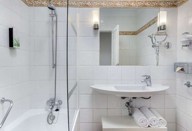 شقة غرفتين, Jardines del Sol