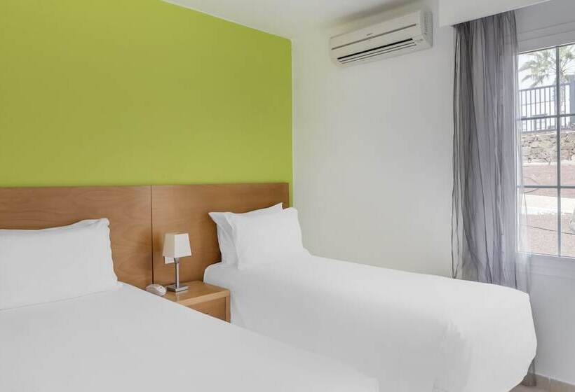 فيلا 4 غرف نوم, Jardines del Sol