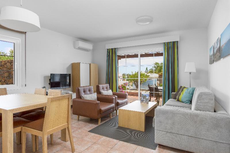 شقة غرفة واحدة, Jardines del Sol