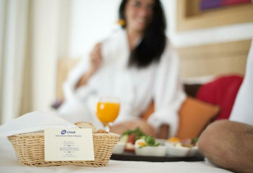 자쿠지 스위트, Limak Limra Hotel & Resort Kemer   Kids Concept