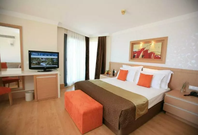 اتاق استاندارد سه نفره, Limak Limra Hotel & Resort Kemer   Kids Concept