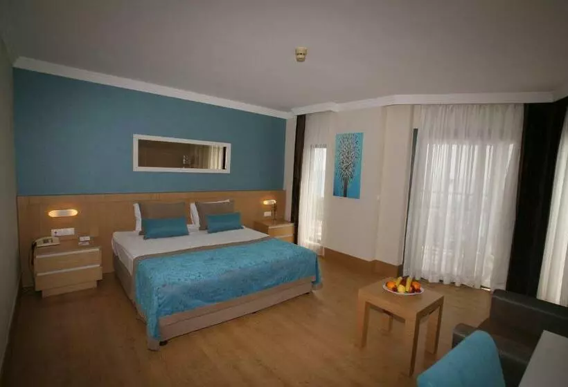 اتاق استاندارد سه نفره, Limak Limra Hotel & Resort Kemer   Kids Concept