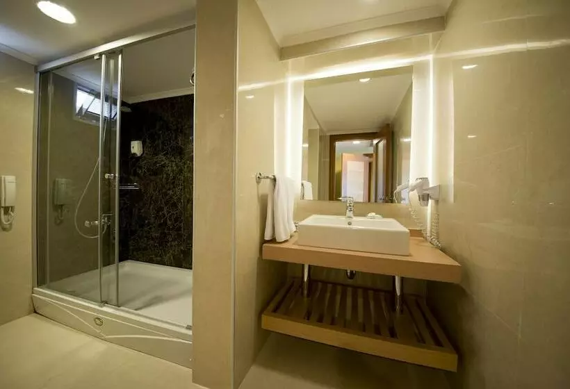 اتاق استاندارد سه نفره, Limak Limra Hotel & Resort Kemer   Kids Concept