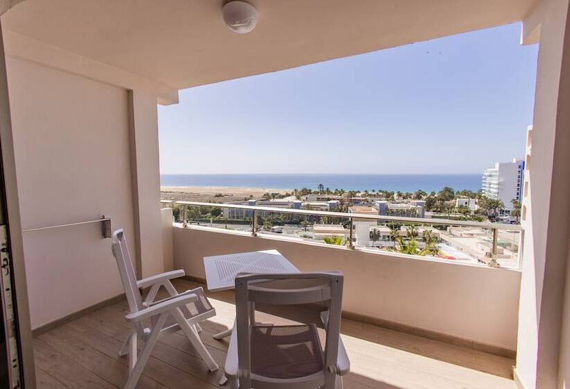 オーシャンビューバルコニー付きワンベッドルームアパートメント, Servatur Alameda de Jandía
