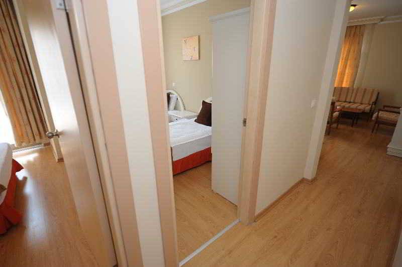 اتاق خانوادگی, Suite Laguna Otel