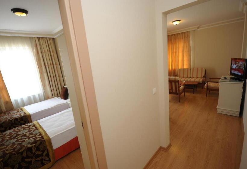 اتاق خانوادگی, Suite Laguna Otel