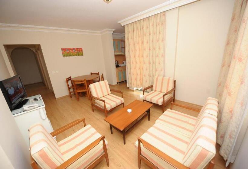 سوییت جونیور, Suite Laguna Otel