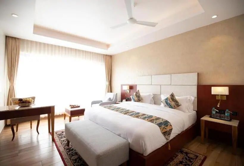 Standard-huone King-vuode, The Square Somnath