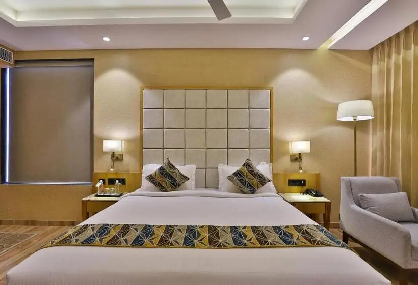 Deluxe-huone, The Square Somnath