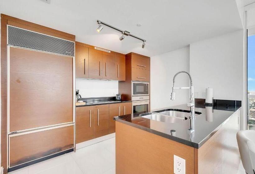 شقة غرفة واحدة مطلة على البحر, Penthouse 2br Icon Whotel Brickell Miami