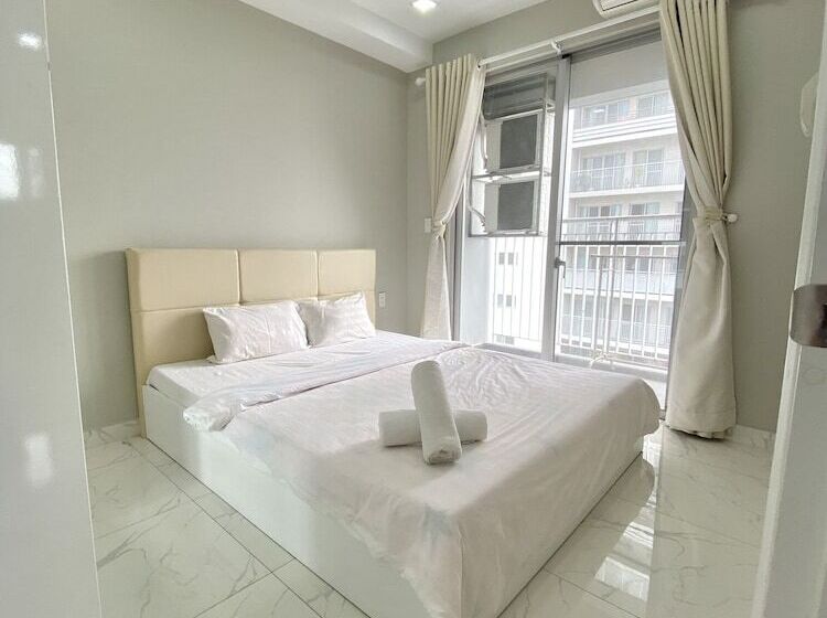 آپارتمان خانوادگی, Scenic Valley Suite