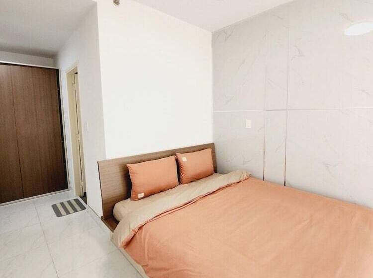 آپارتمان خانوادگی, Scenic Valley Suite