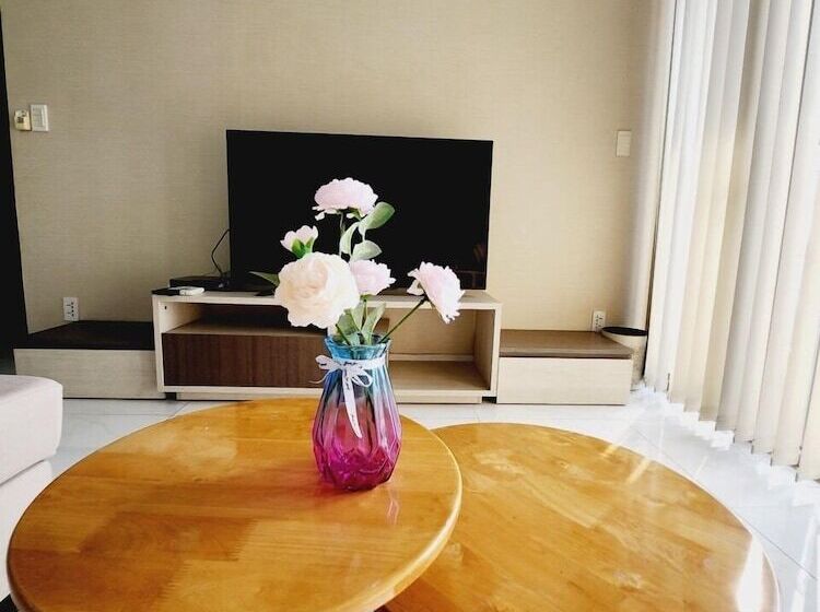 آپارتمان خانوادگی, Scenic Valley Suite