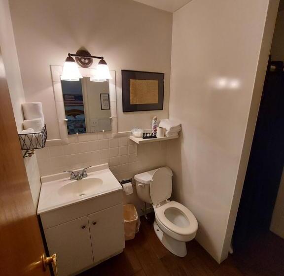 Четырехместный Номер Классик, Cactus Inn