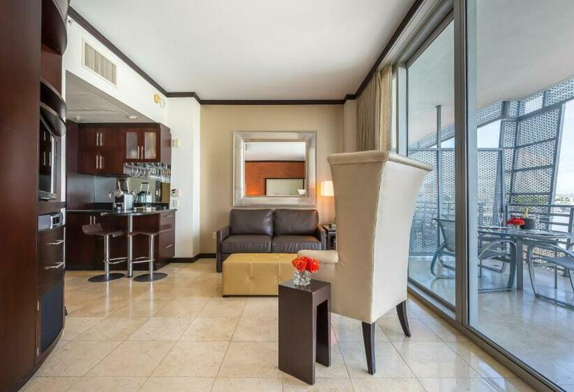 阁楼房, Sbv Luxury Ocean Hotel Suites