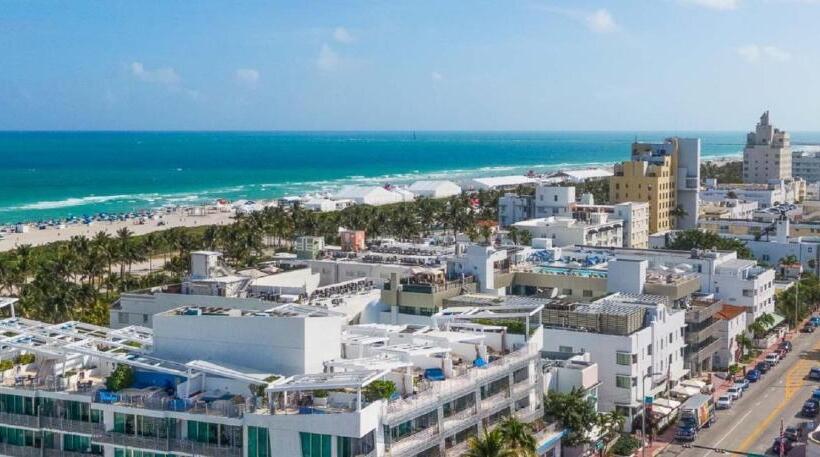 Апартаменты 1 Спальня с Балконом, Sbv Luxury Ocean Hotel Suites
