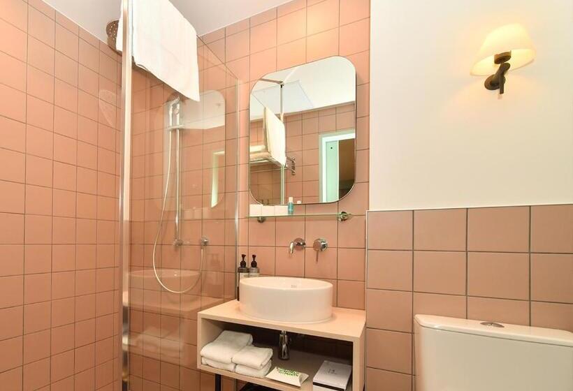 اتاق استاندارد با تخت بزرگ, Sudima Auckland City