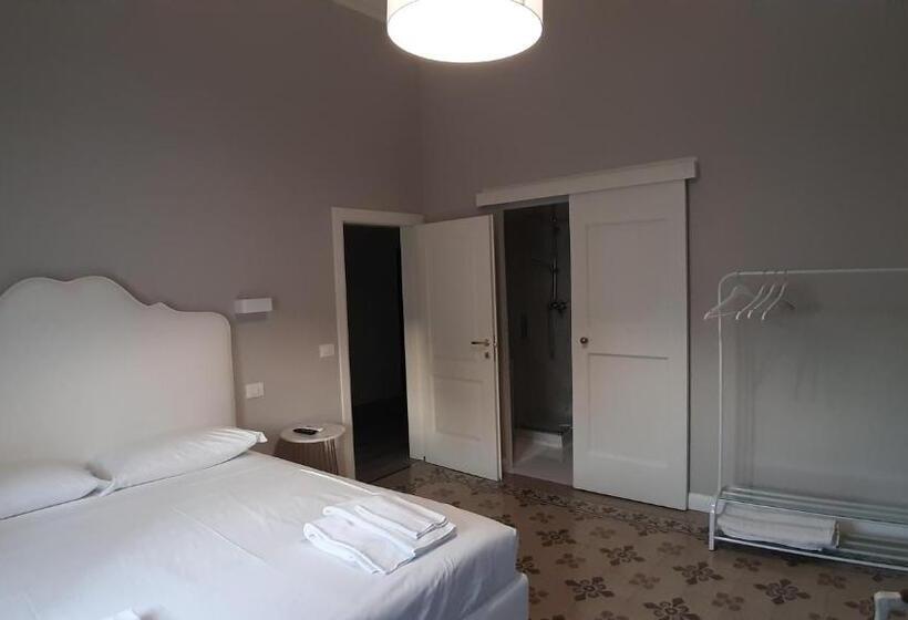 Номер Deluxe Кровать Кинг, B&b Suite 44