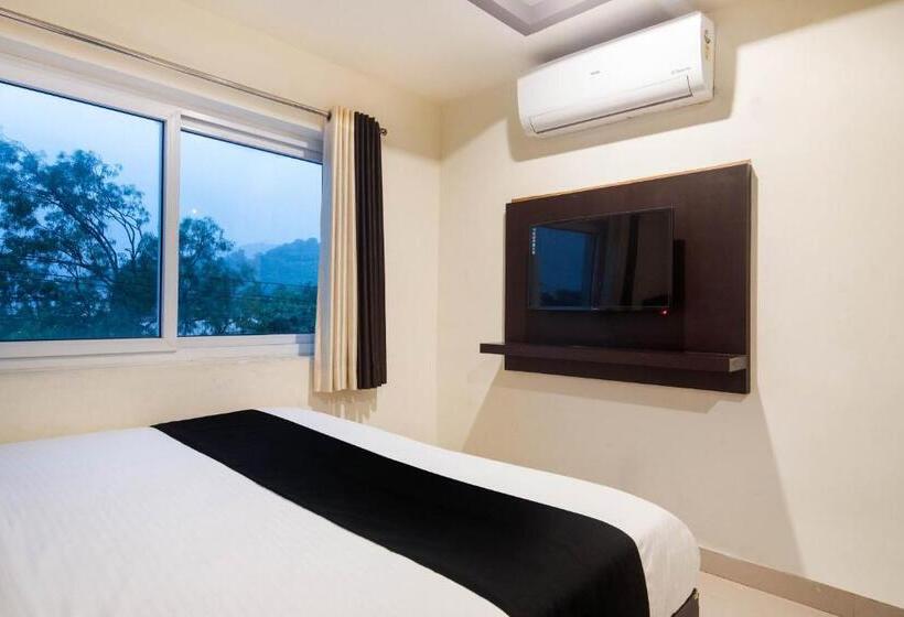 トリプルクラシックルーム, Capital O Alfa