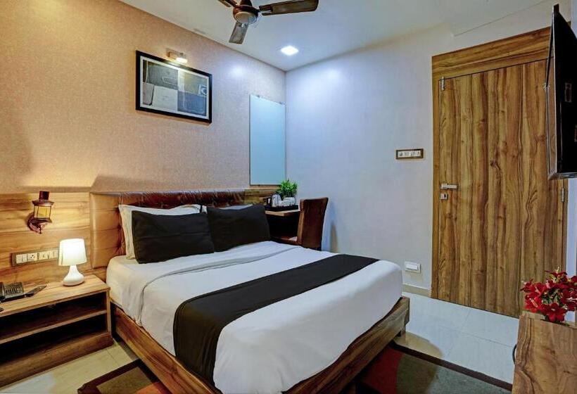 Номер Стандарт, O Blue Inn Residence Near R City Mall