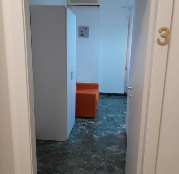 חדר דלוקס, Bed A Cavour