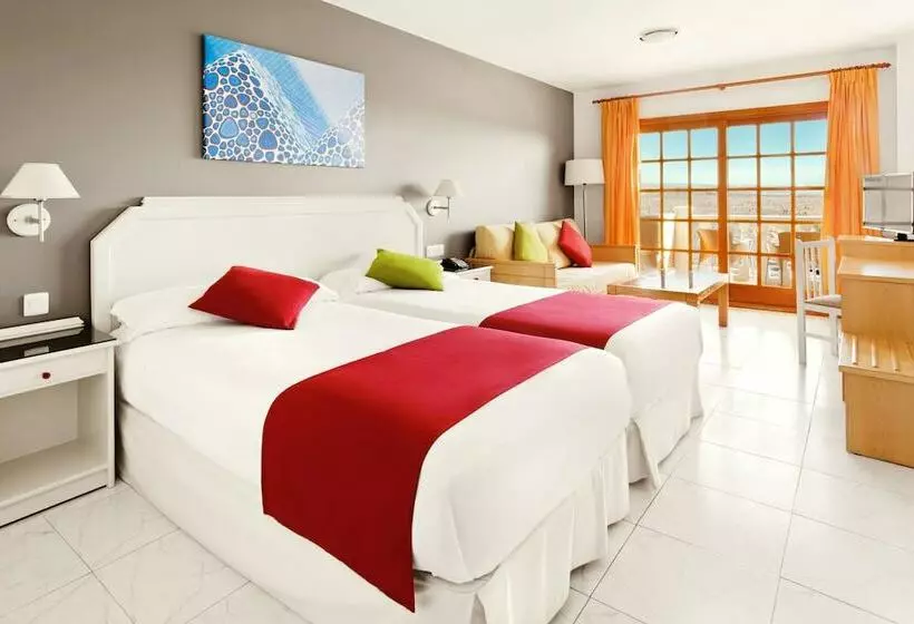 استودیوی استاندارد, Elba Castillo San Jorge & Antigua Suite