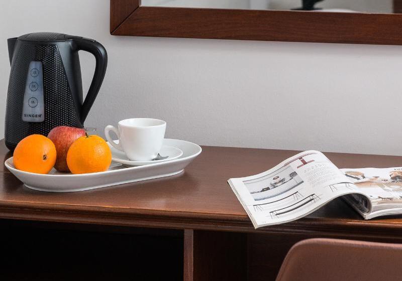 스탠다드 룸, Athens Odeon