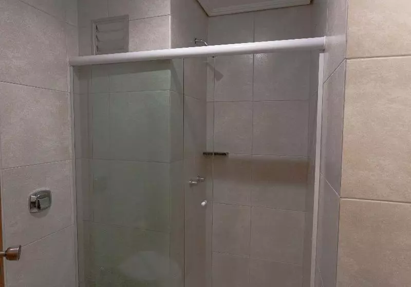 اتاق استاندارد یک نفره, Foz Do Iguaçu