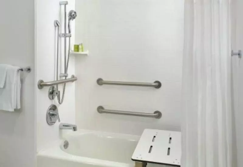 اتاق استاندارد با تخت بزرگ, Hilton Garden Inn Atlanta  Buckhead