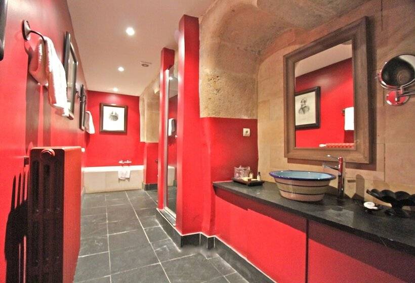 סוויטת ג'וניור, Posada Real Castillo Del Buen Amor