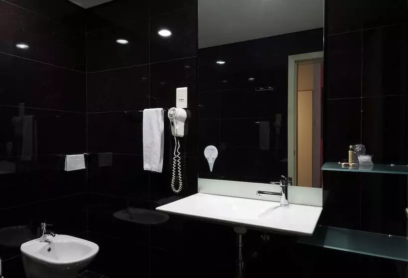 اتاق استاندارد یک نفره, Stay Hotel Guimarães Centro