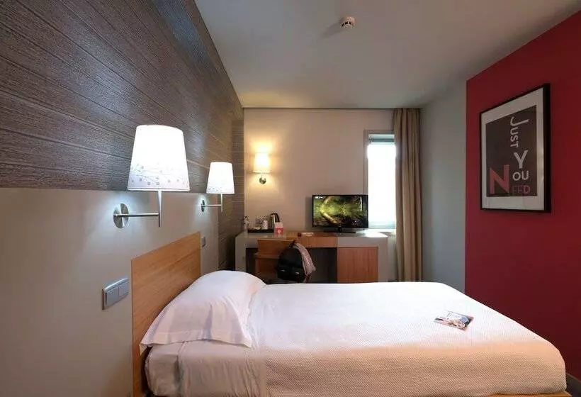 اتاق استاندارد یک نفره, Stay Hotel Guimarães Centro