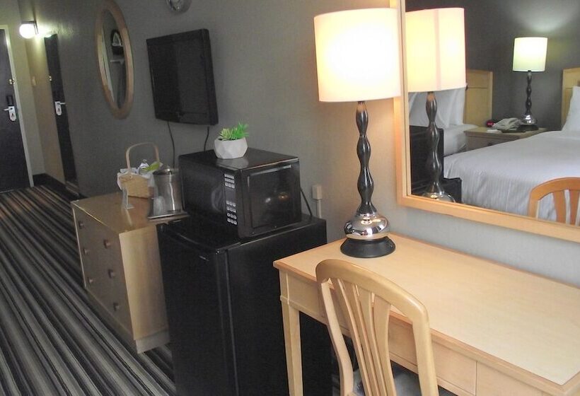 Номер Стандарт, Travelodge By Wyndham Memphis Airport/graceland