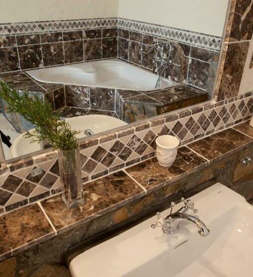 סוויטת ג'וניור, Villa Lehmi