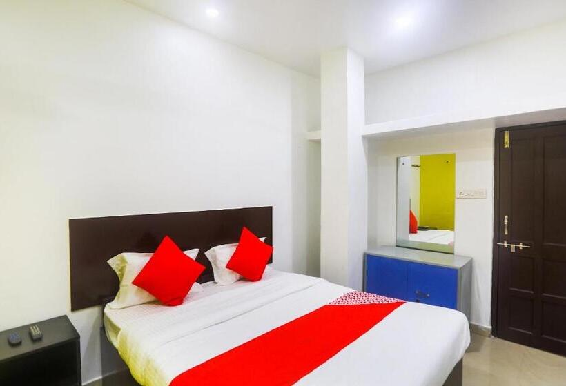 חדר קלאסי לשלושה, Oyo 64985 Raipur Inn