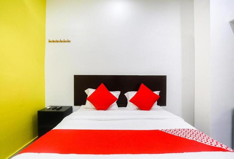 חדר קלאסי לשלושה, Oyo 64985 Raipur Inn